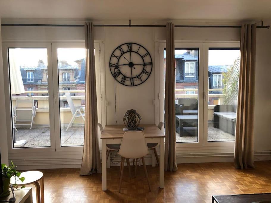 Terrasse Avec Vue Appartamento Parigi